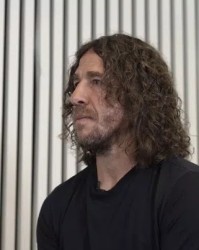 8868体育登录入口-普约尔：巴斯托尼是非常优秀的后卫，但巴萨需考虑交易的可行性